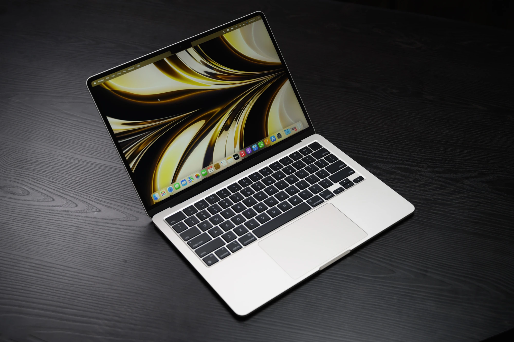 Macbook Air 13 inch 2022 – MLY33