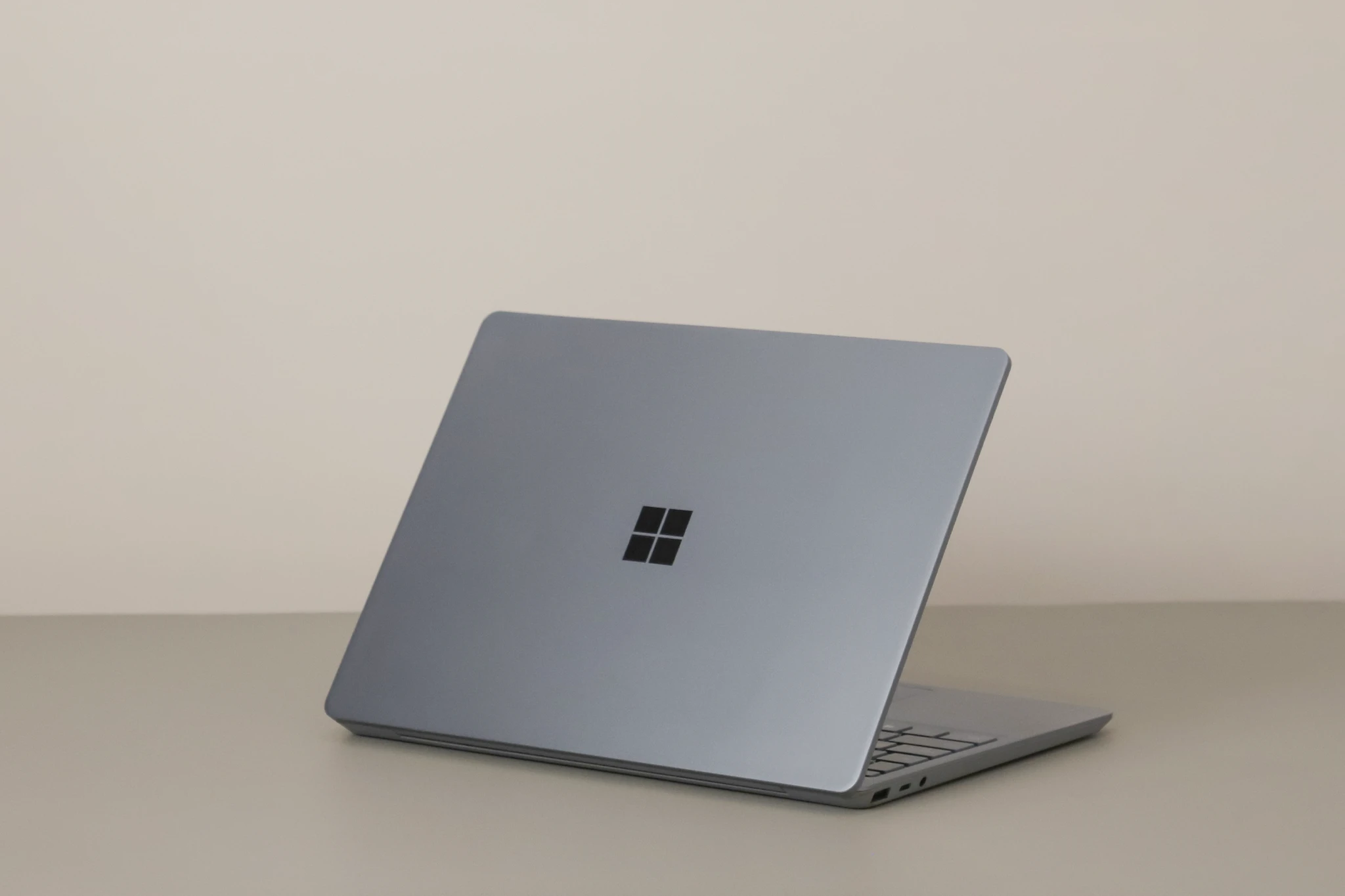 Surface Laptop Go 6