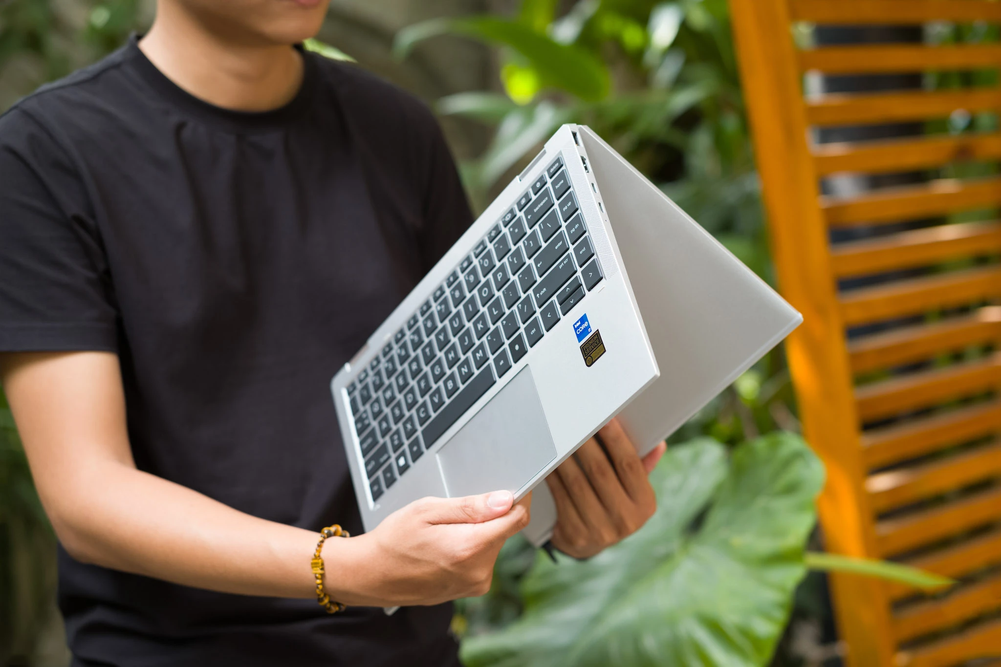 HP Eitebook x360