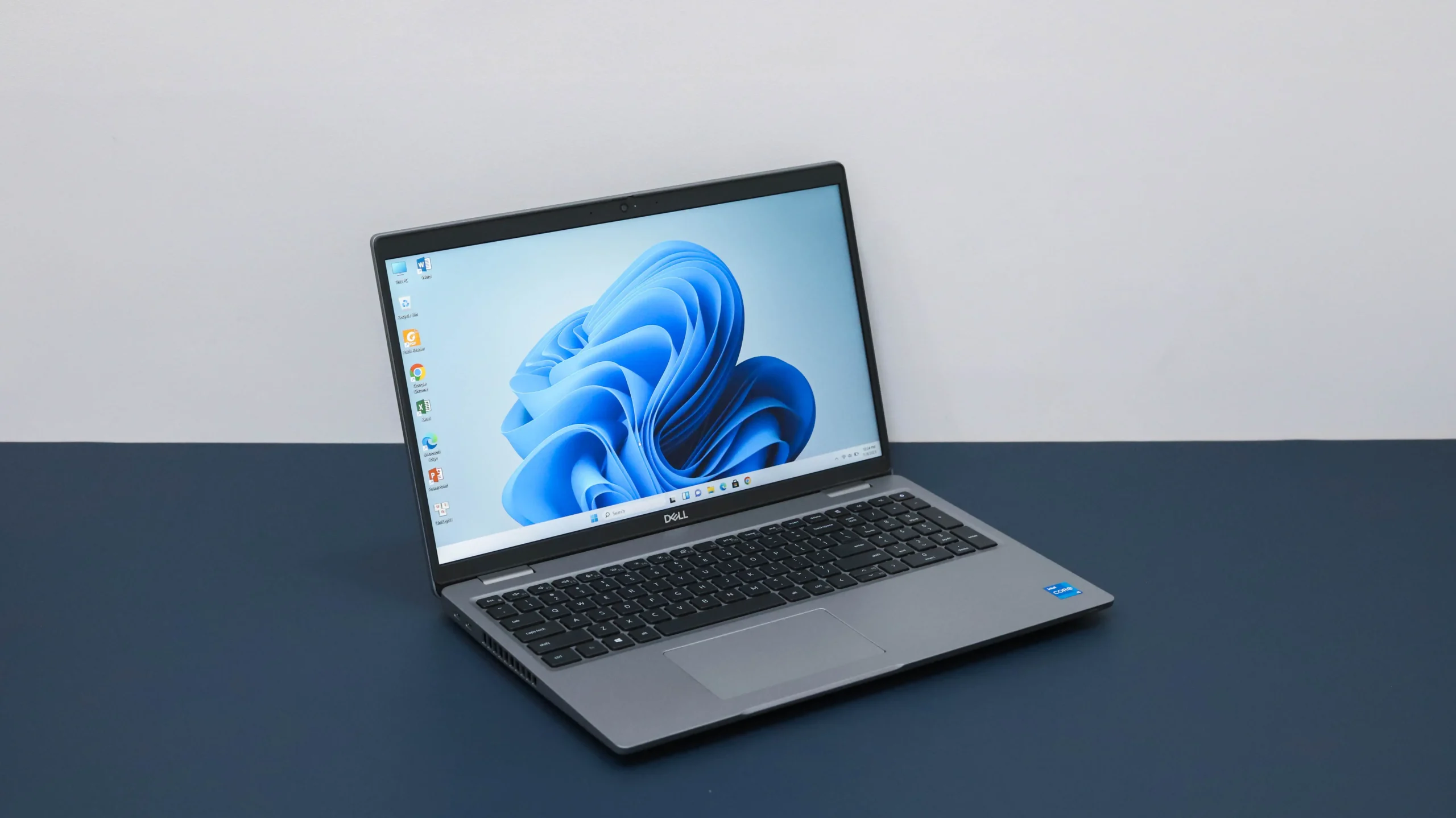 Màn hình Dell Latitude 5520
