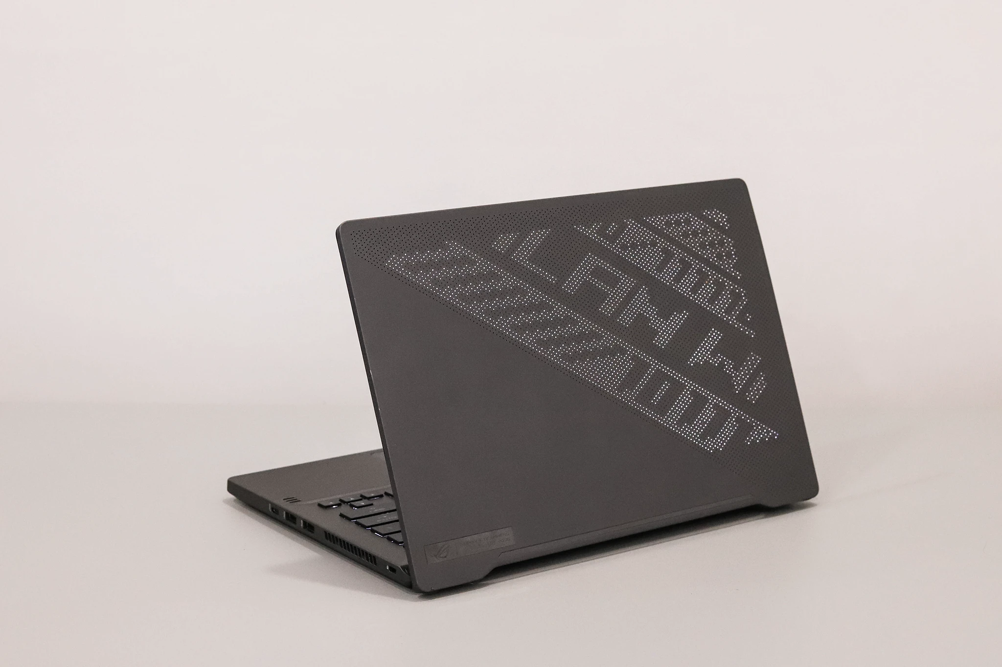 Asus Rog Zephys
