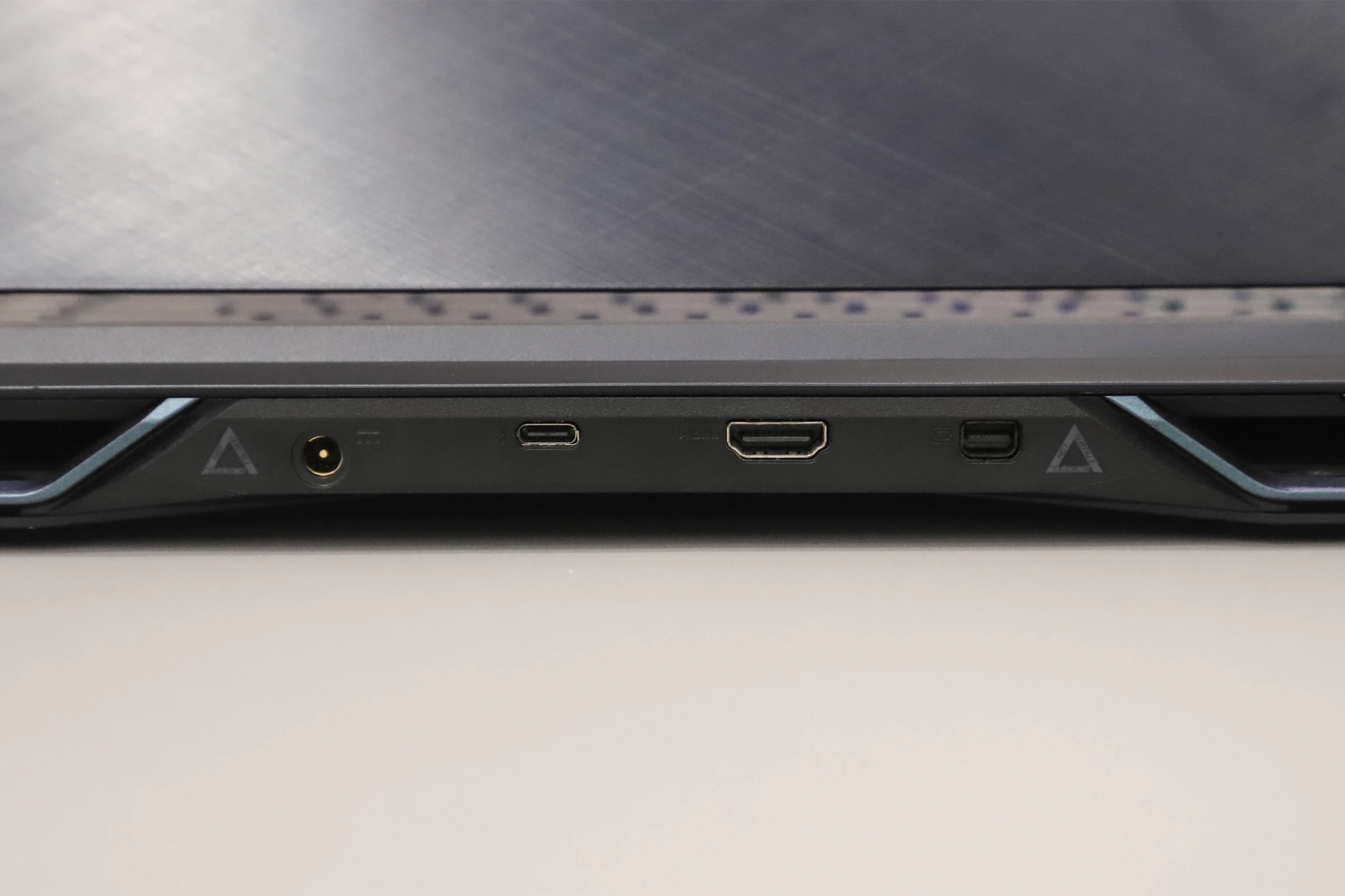 Acer Predator Helios 300 PH315-55-70ZV 15