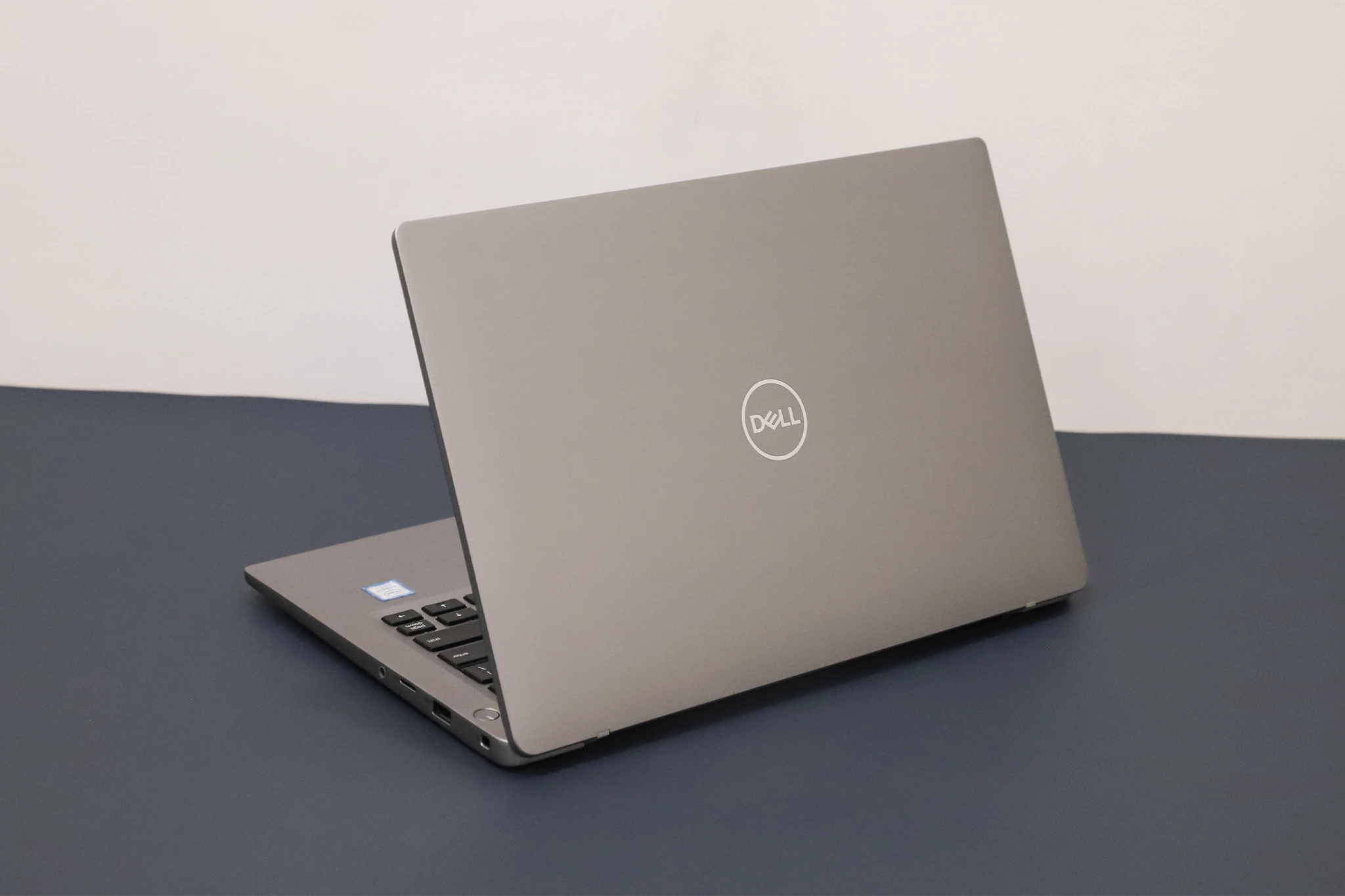 Dell Latitude 7400 Aluminum 8