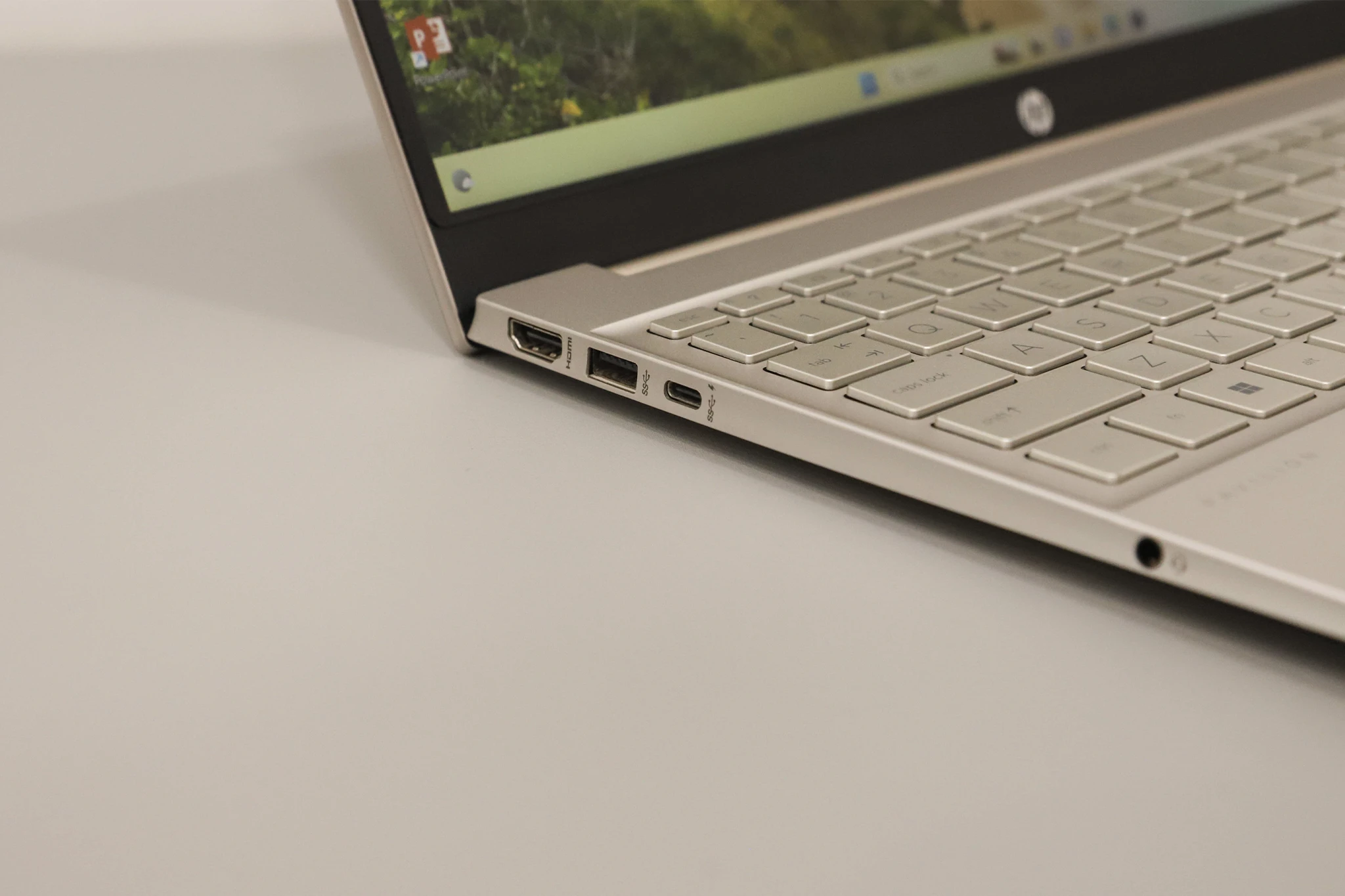 HP Pavilion 15-eg2089TU 7C0R1PA 16