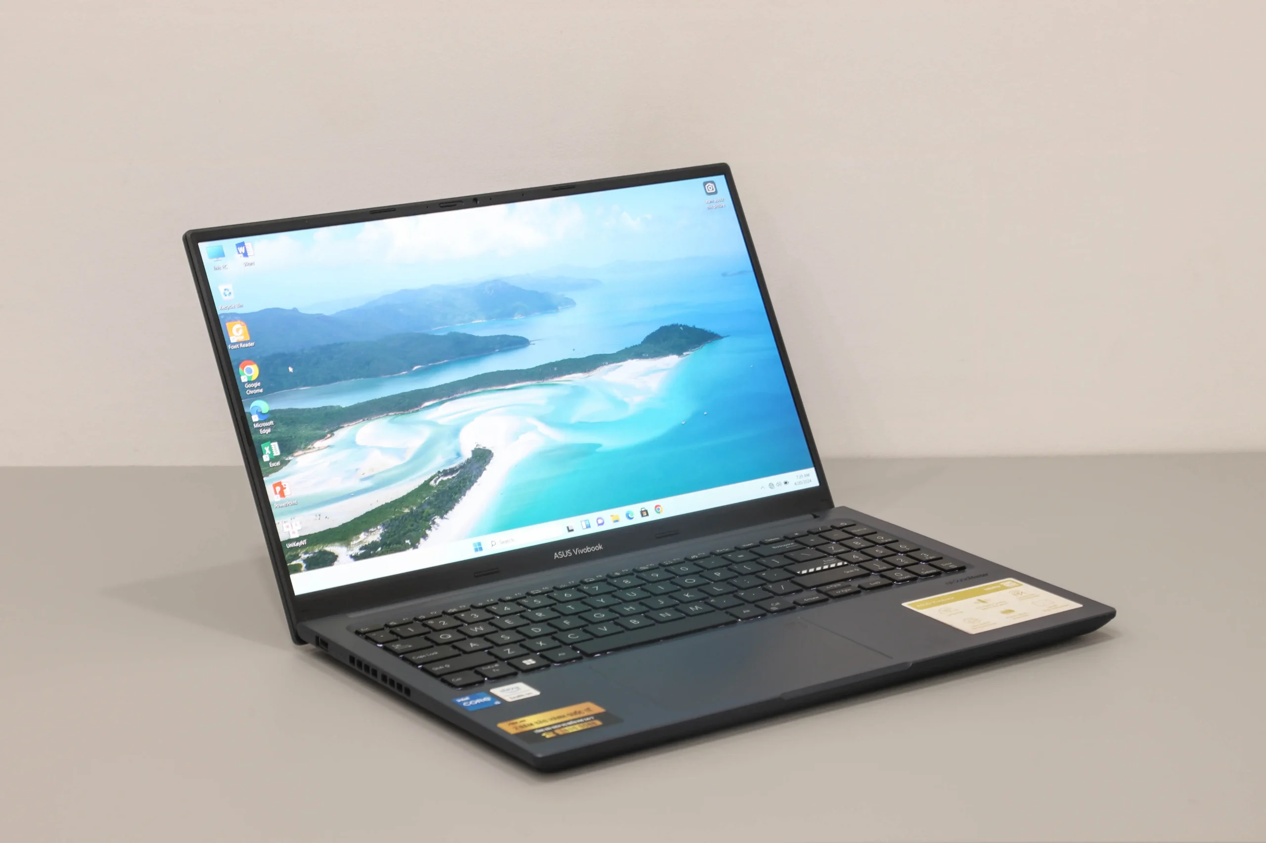 Asus VivoBook 15X OLED A1503ZA 9
