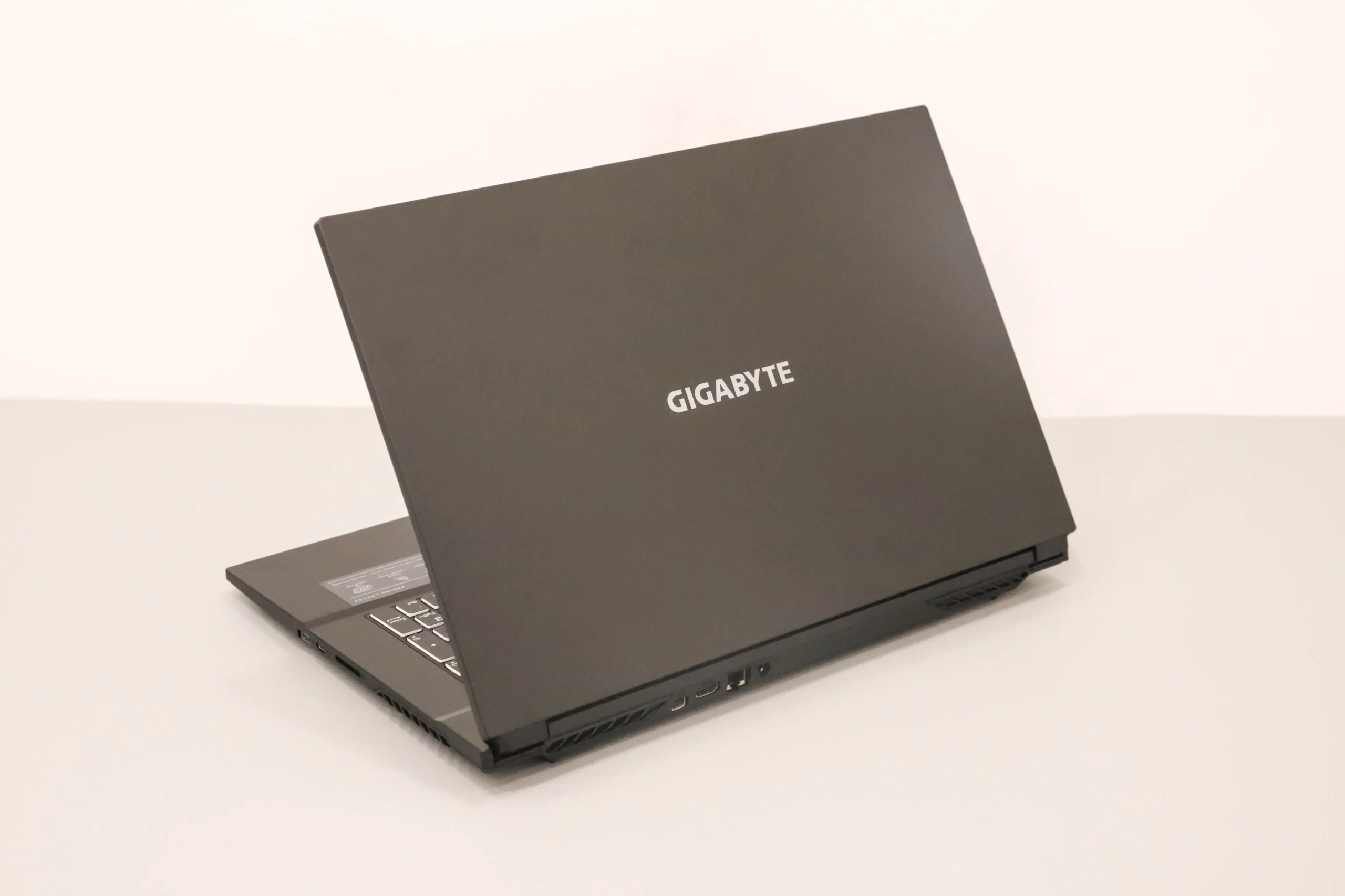 Gigabyte G7 MD-14