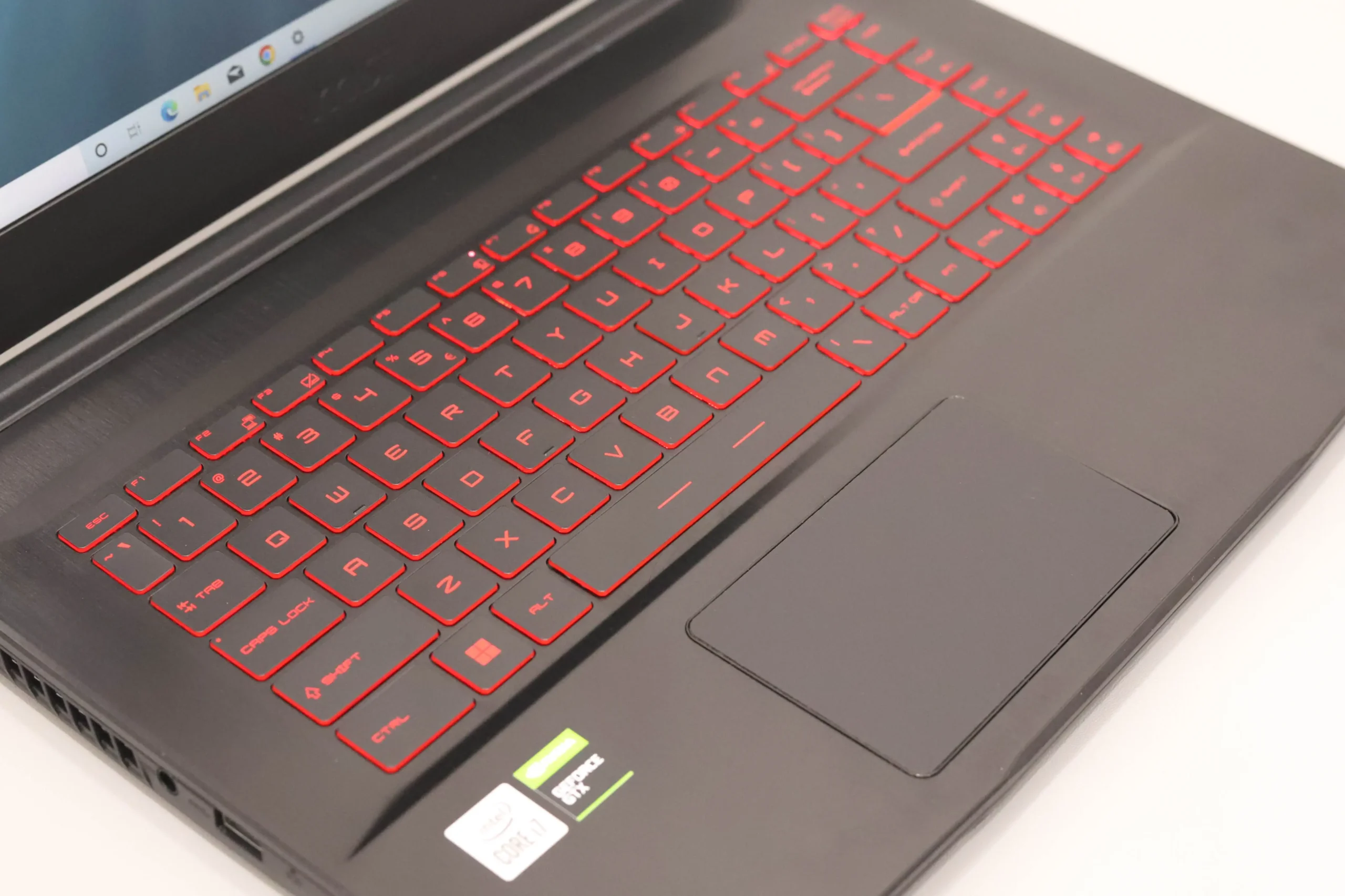 msi gf63 thin 10sc 812vn18