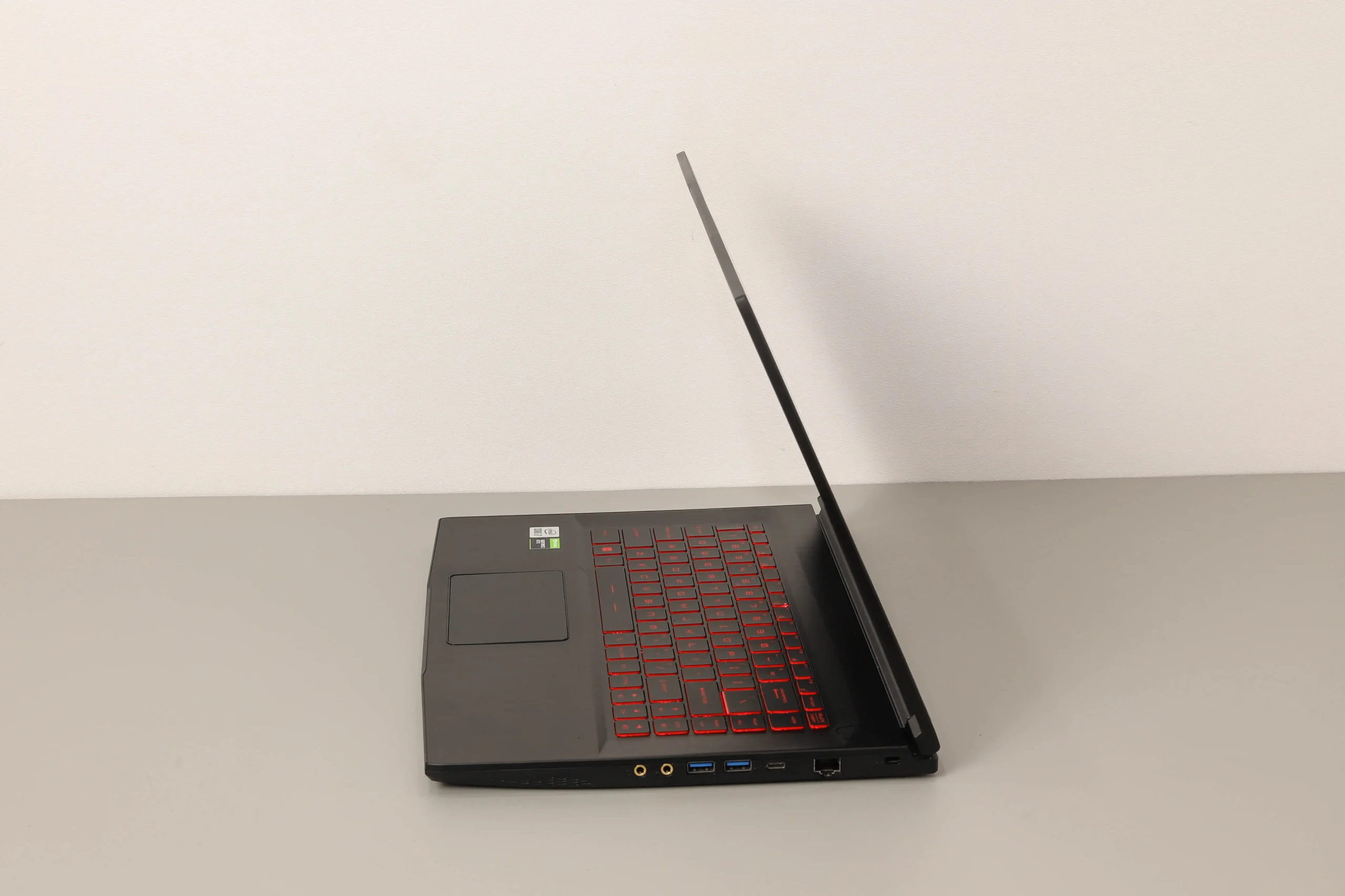 msi gf63 thin 10sc 812vn25
