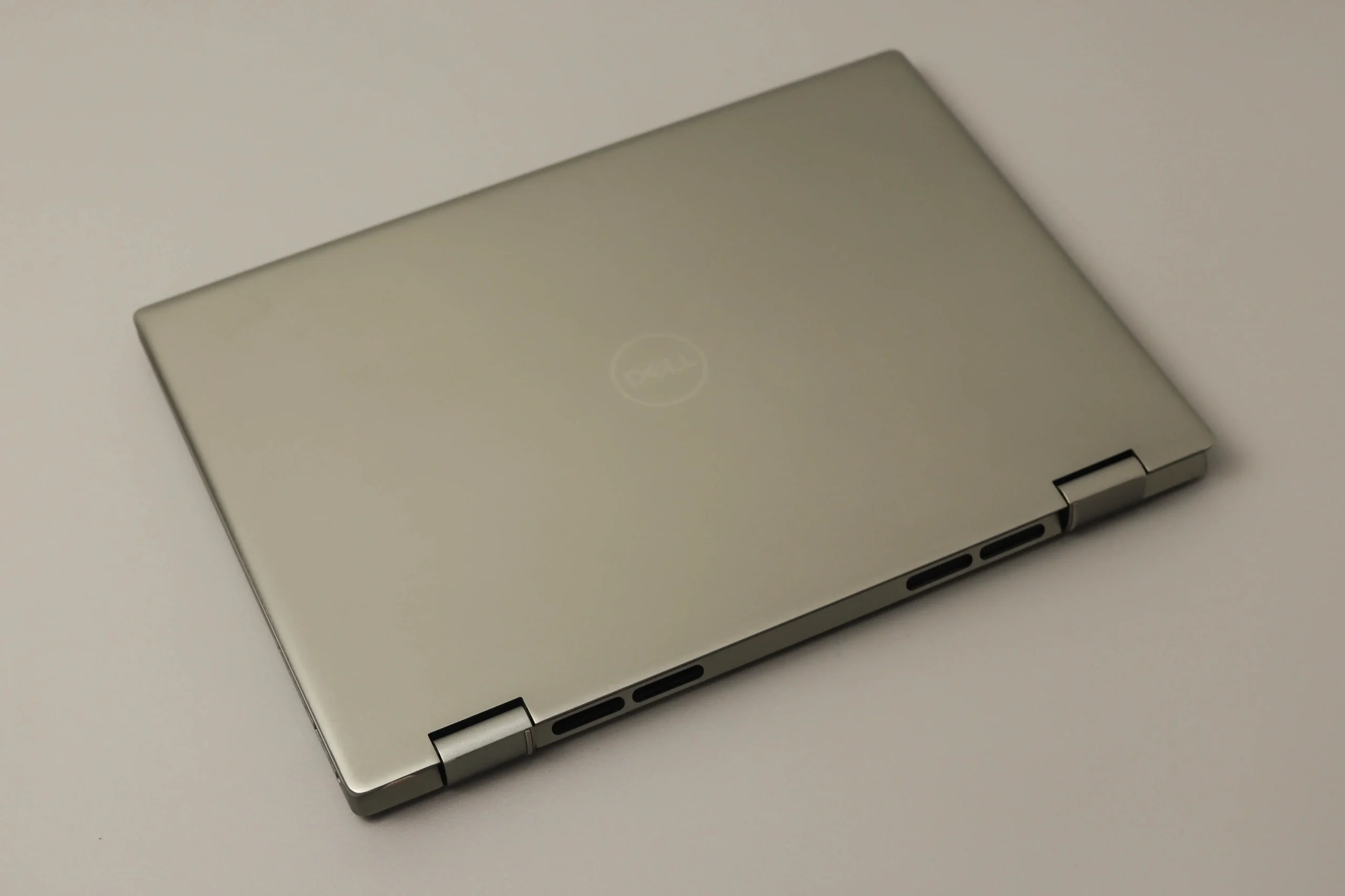 dell inspiron 7425 2 in 1 16