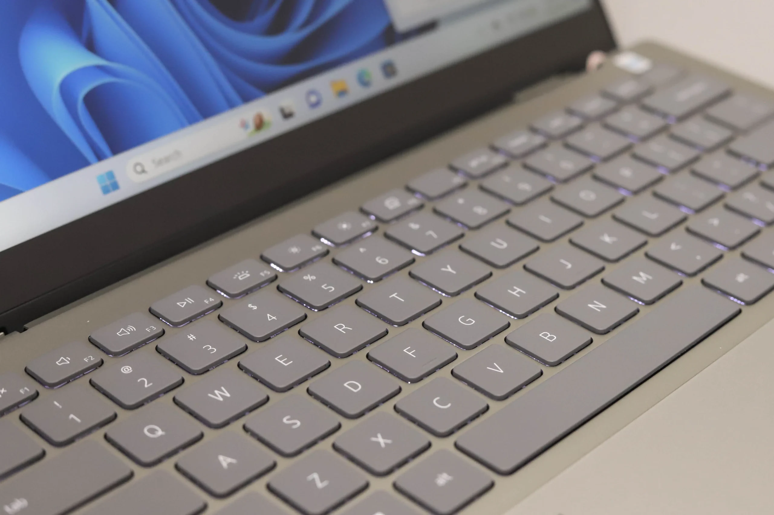 dell inspiron 7425 2 in 1 26
