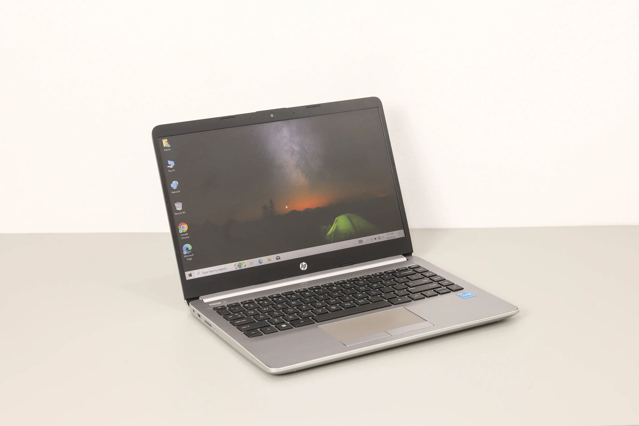 hp 240 g8 24