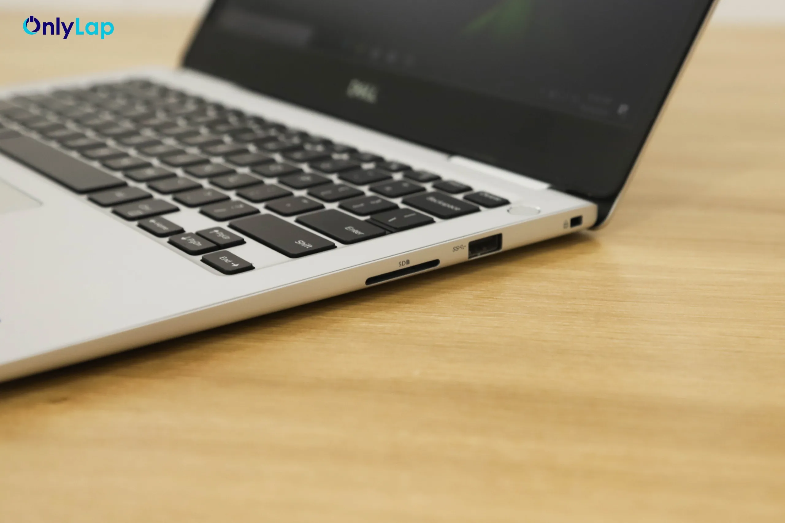 dell inspiron 7370 22