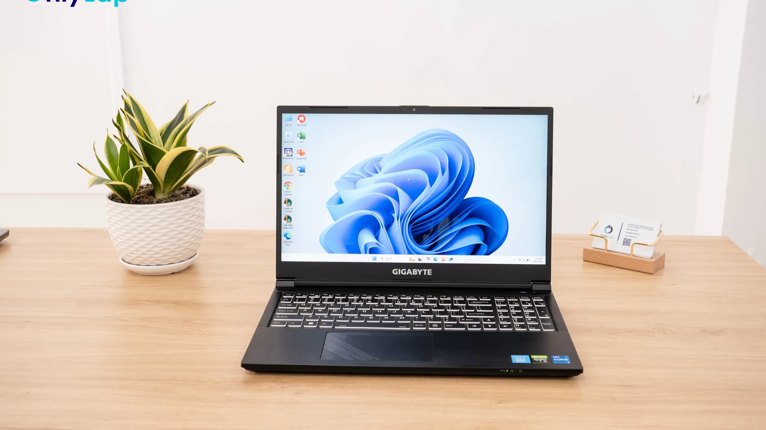 gigabyte g5 ge 51vn213sh 8