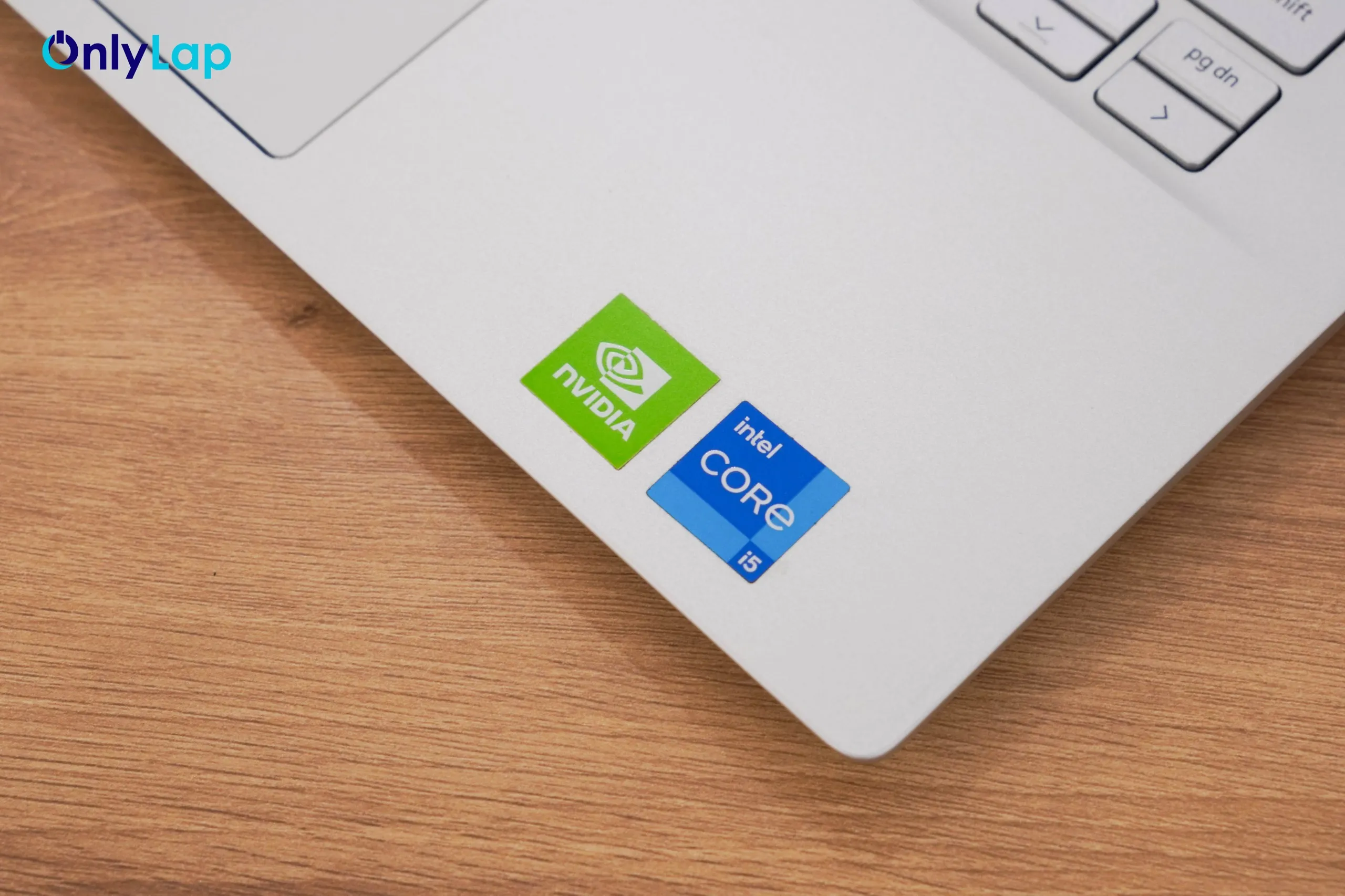 Laptop Dell Inspiron 5402 | Văn phòng, đồ hoạ mượt mà