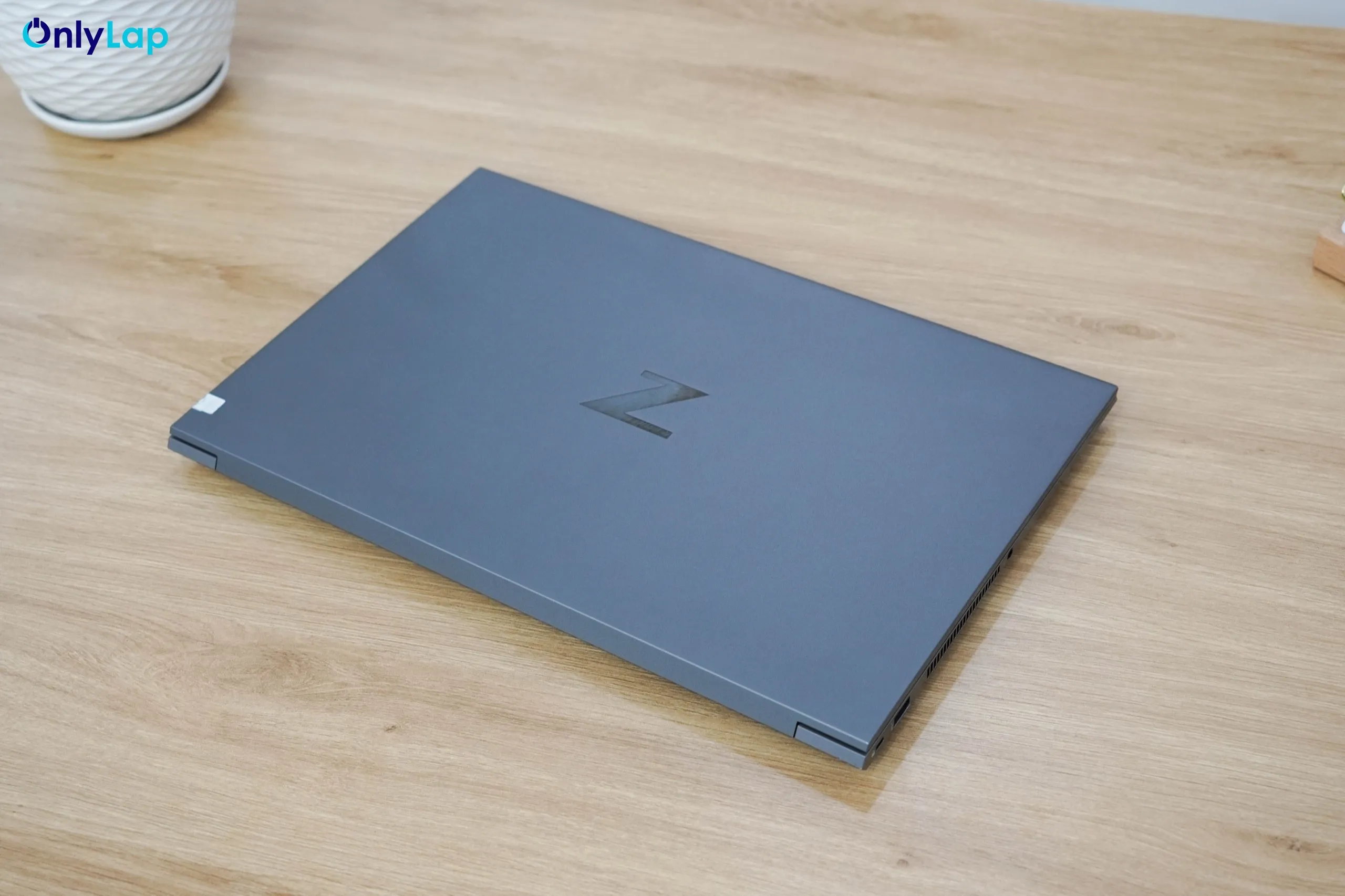hp zbook studio 15 g8 18