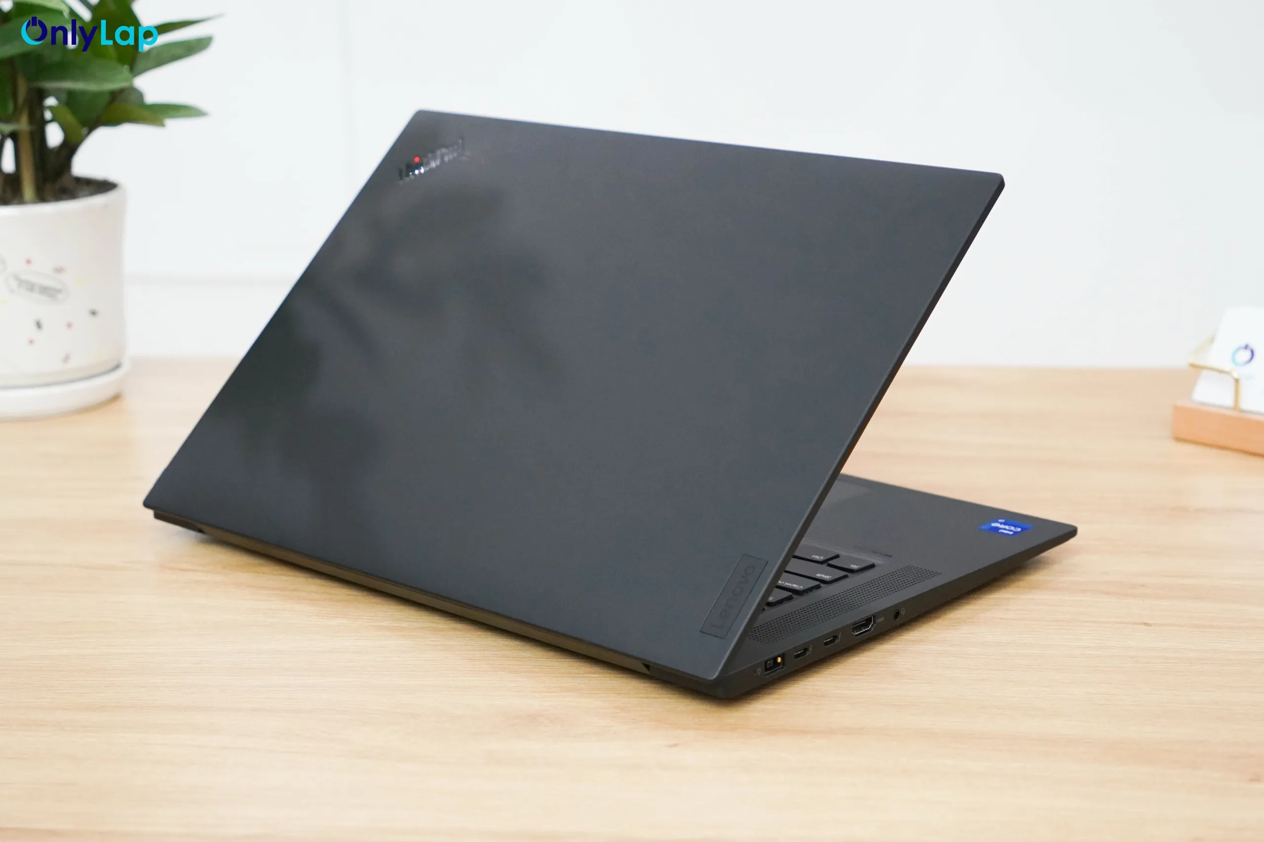 lenovo thinkpad p1 gen 4 33