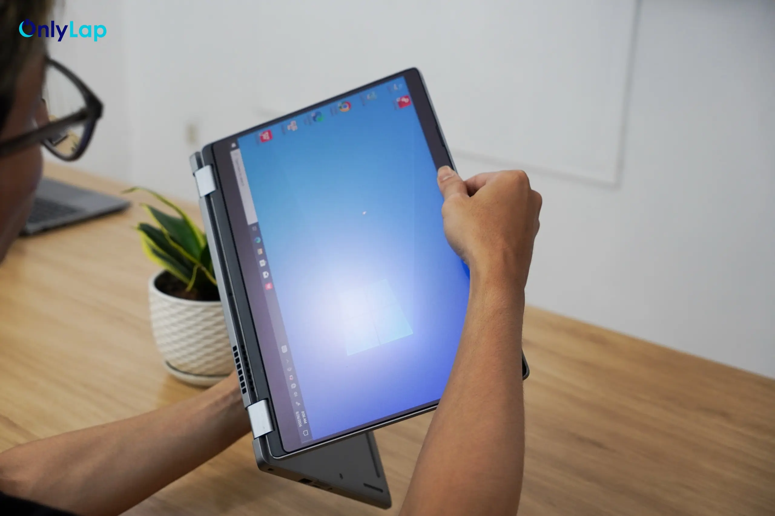 dell latitude 5310 2 in 1 26