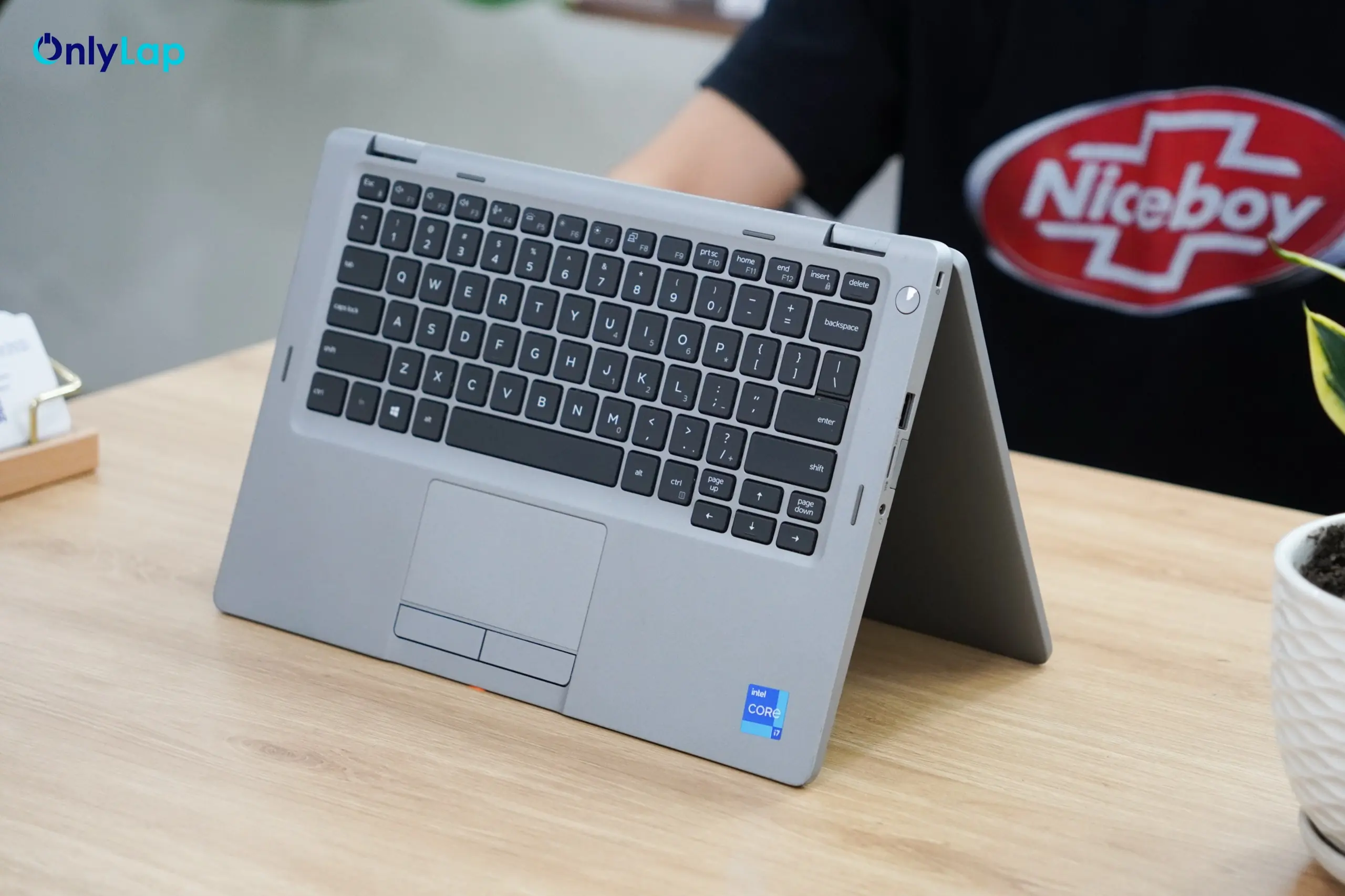 dell latitude 5310 2 in 1 35