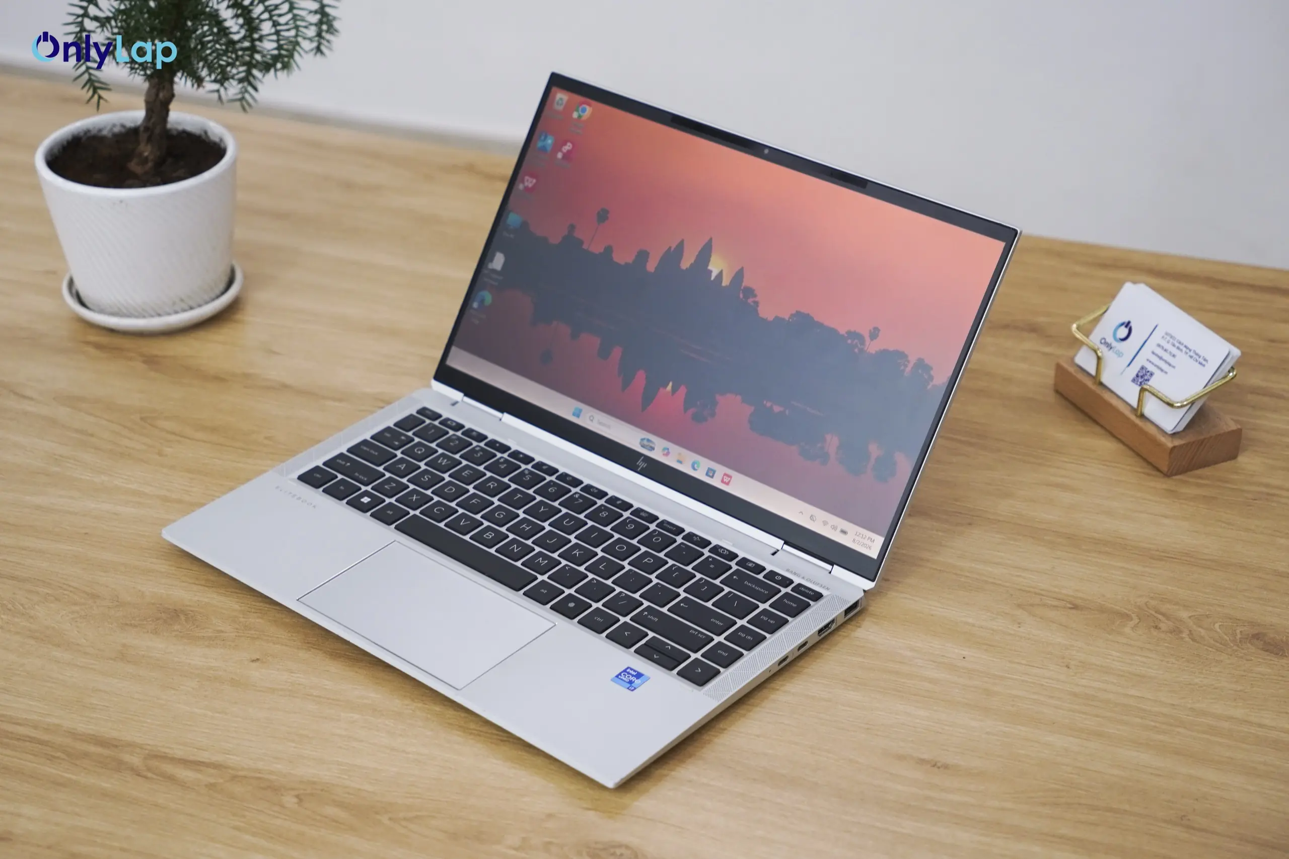 hp elite x360 1040 g8 02