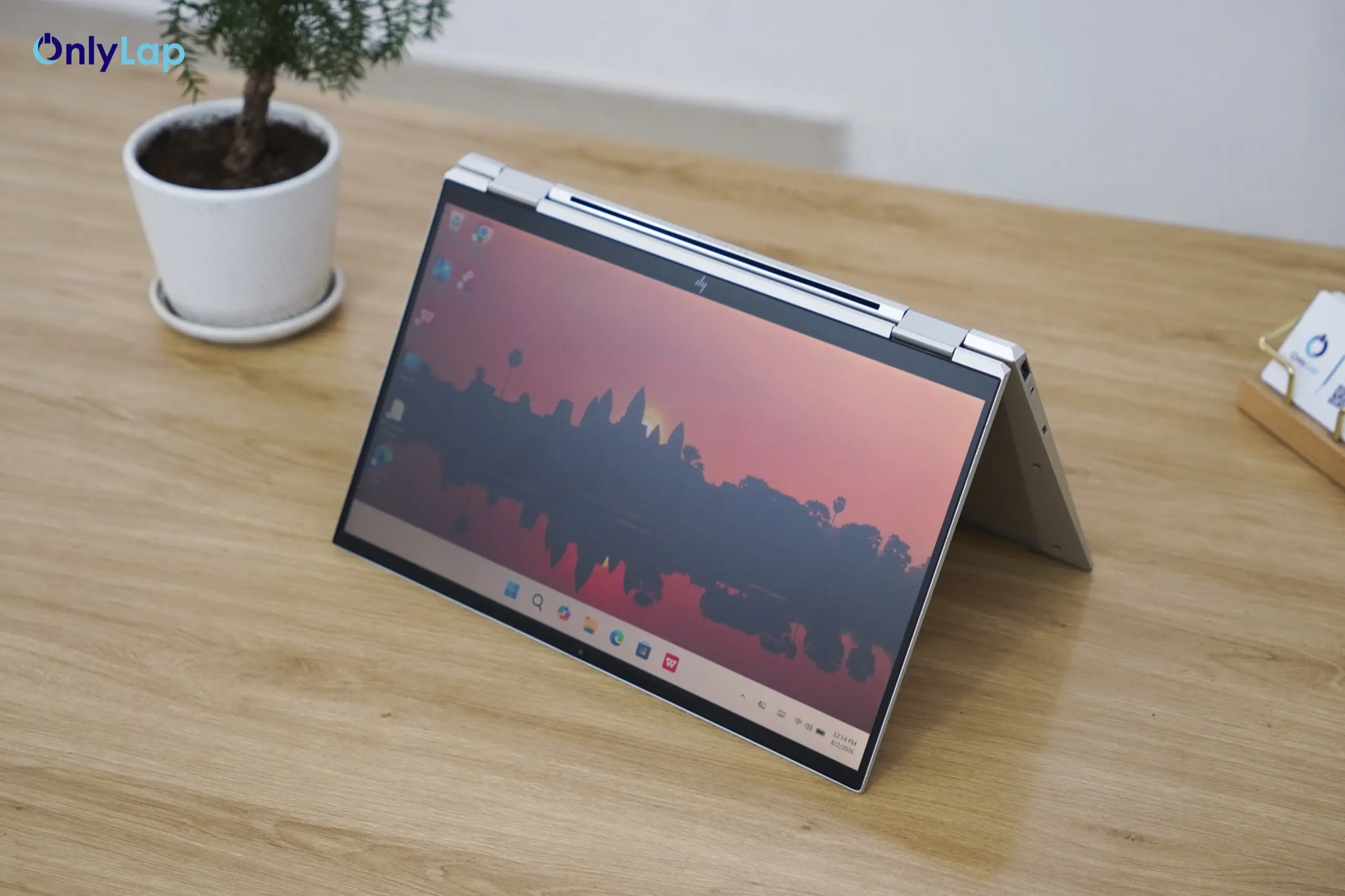hp elite x360 1040 g8 18