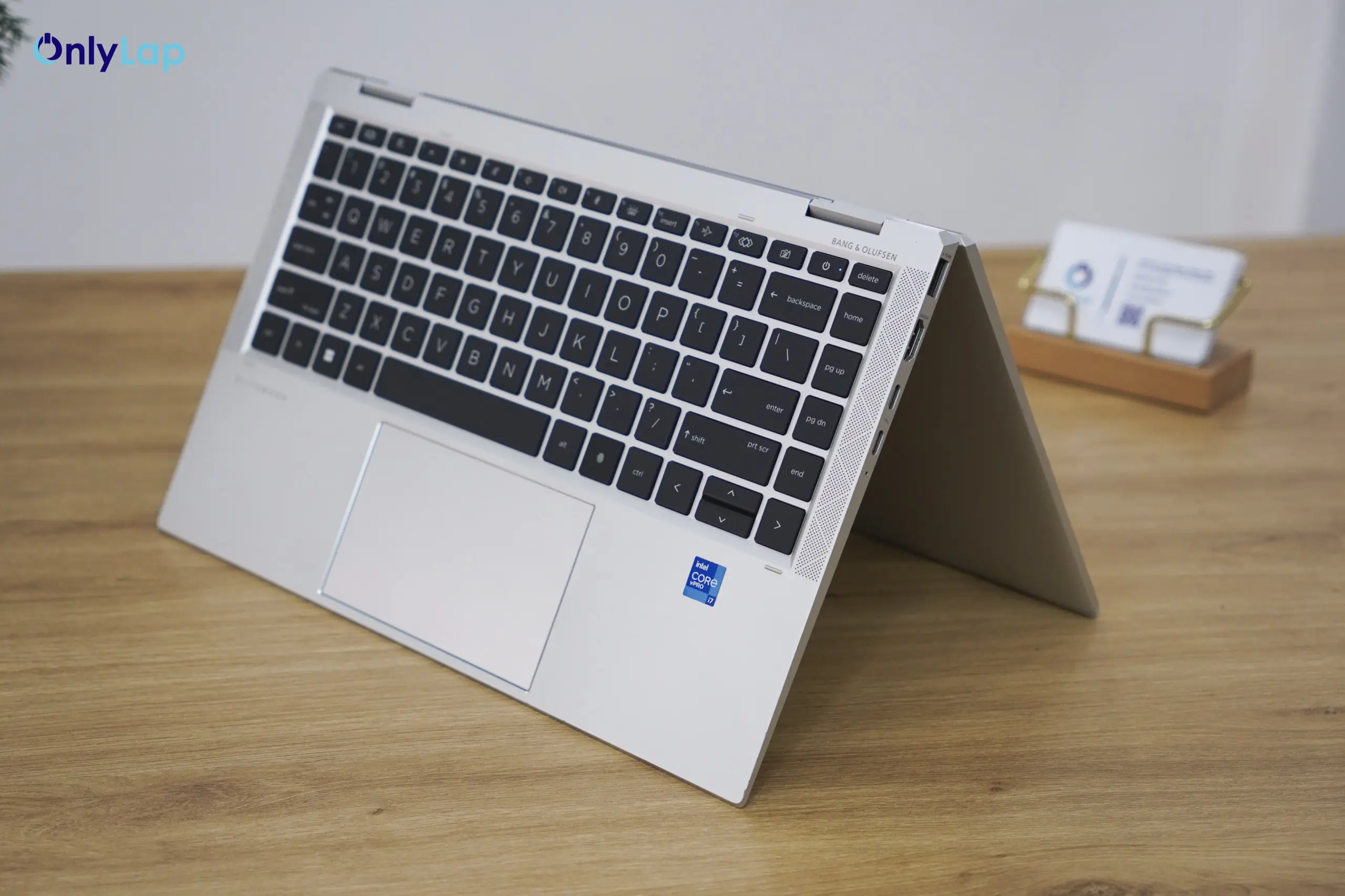 hp elite x360 1040 g8 25