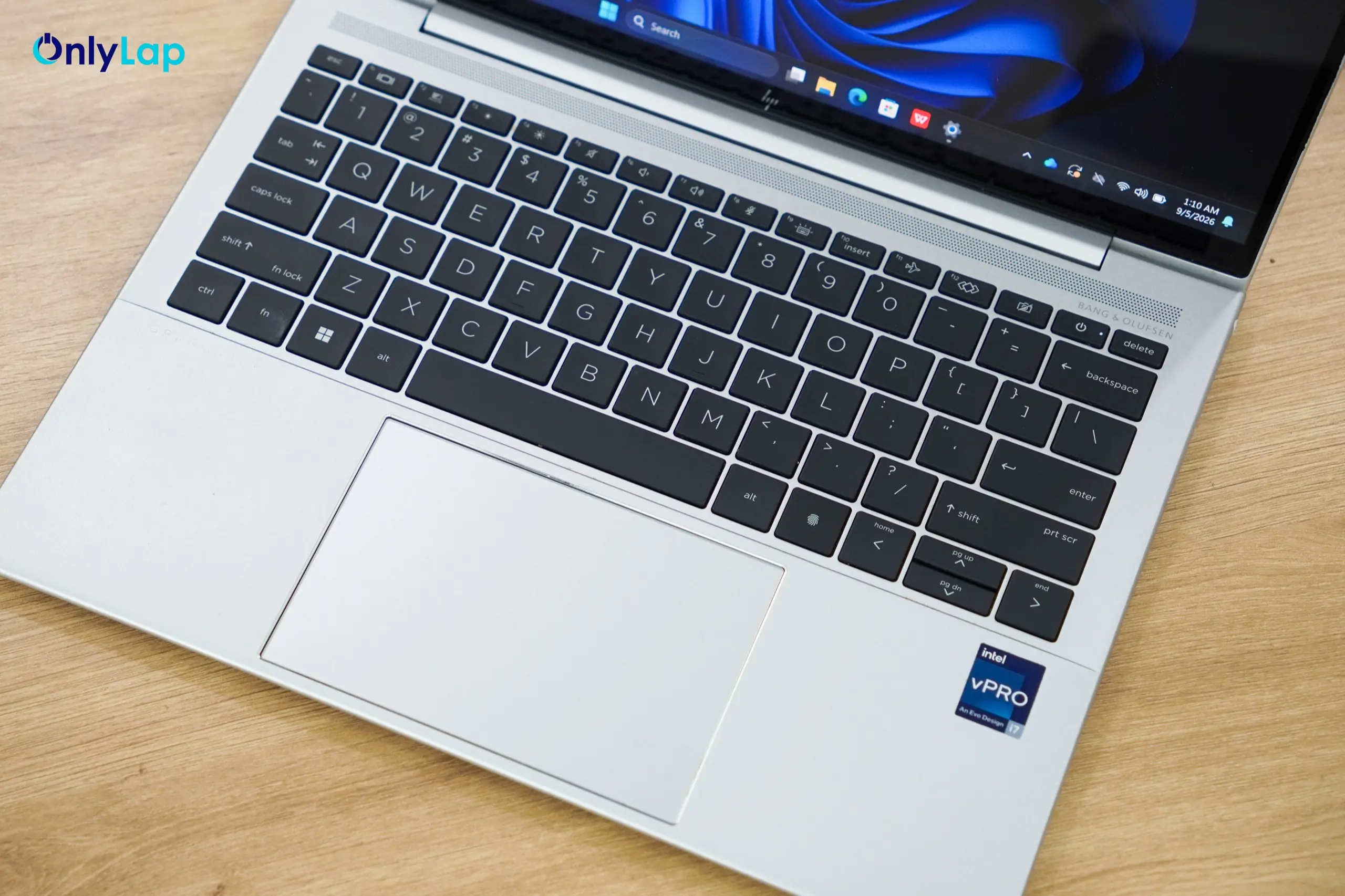 hp elitebook dragonfly g3 26