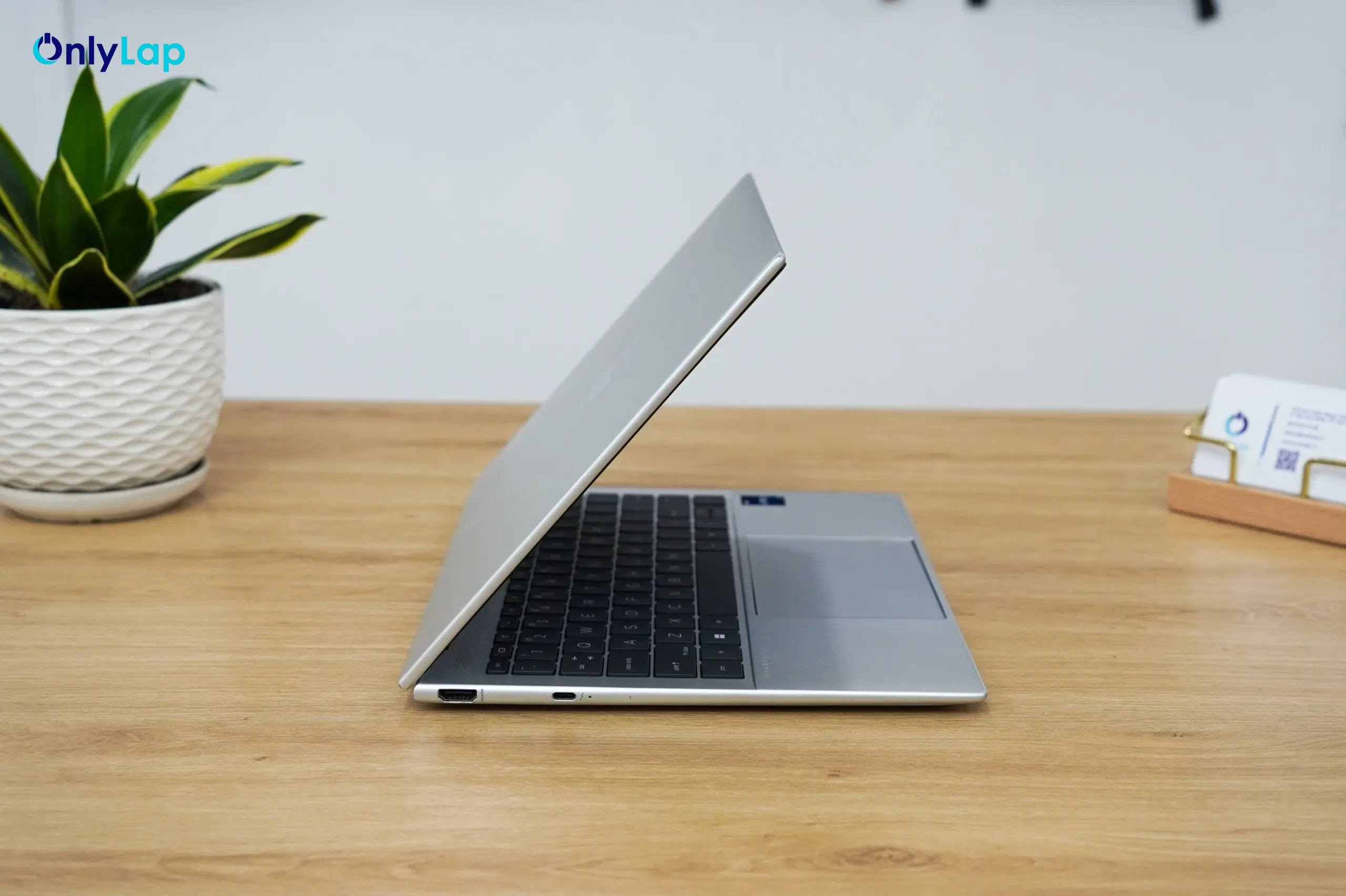 hp elitebook dragonfly g3 33