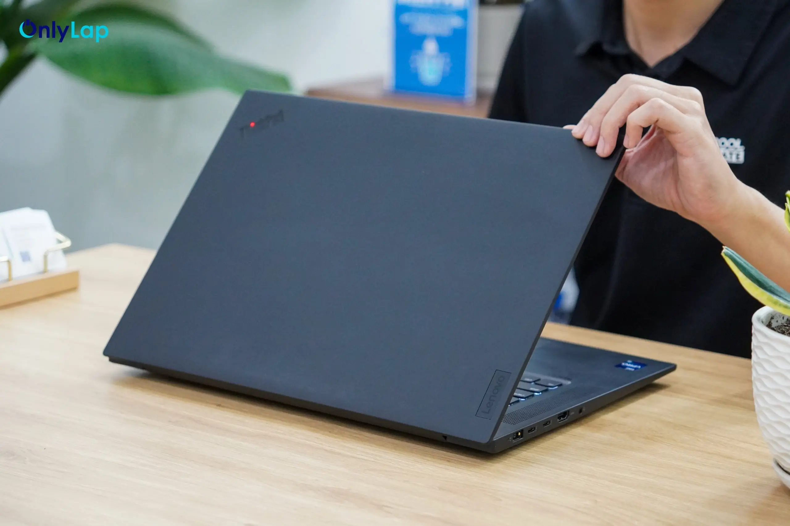 thinkpad p1 gen 5 04